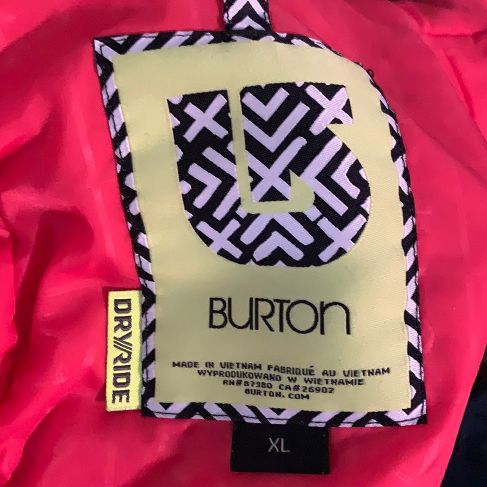 Burton dryride pink pixelated jacket